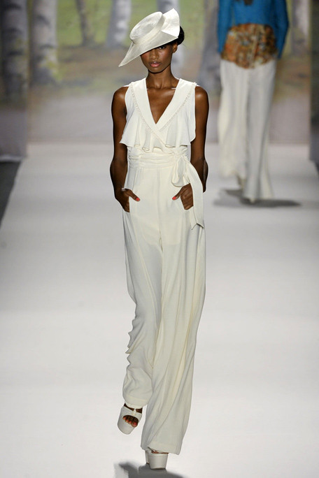 TRACY-REESE-SPRING-2012-RTW-PODIUM-007_runway